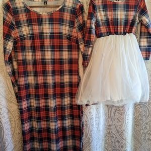 Mommy and Me matching dresses.